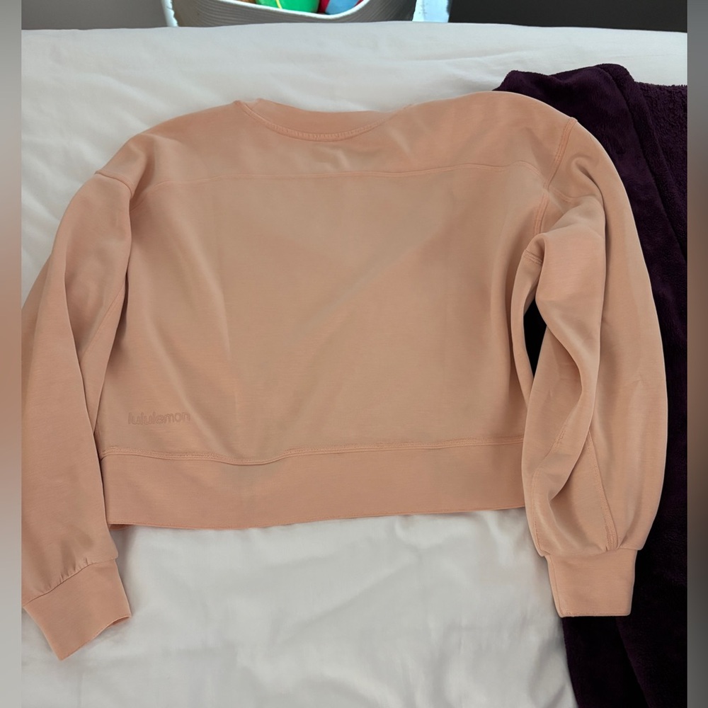 Lululemon Perfectly Oversized Cropped Crew *Softstreme - Picture 4 of 9